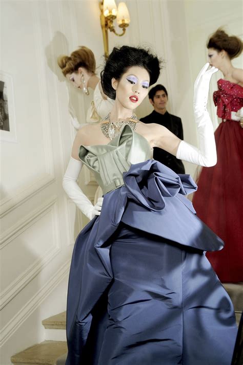 dior 2011 fall couture liu wen|Christian Dior Couture .